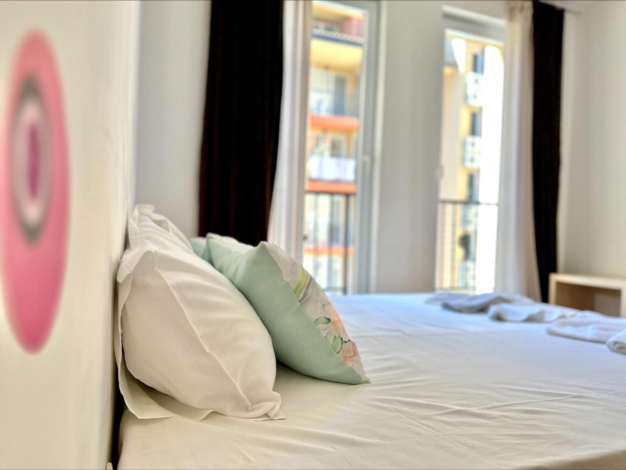 Sunny View Central - Menada Apartments Sunny Beach Kamer foto
