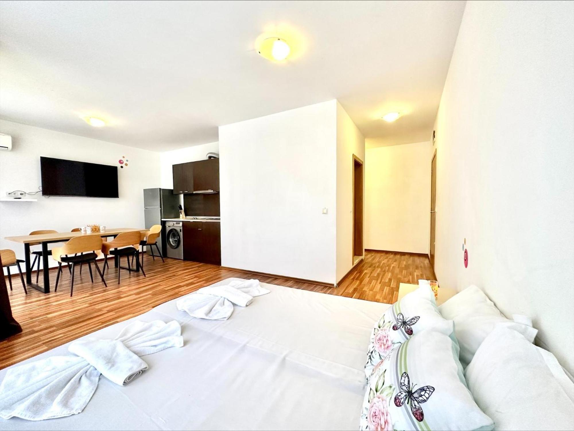 Sunny View Central - Menada Apartments Sunny Beach Kamer foto