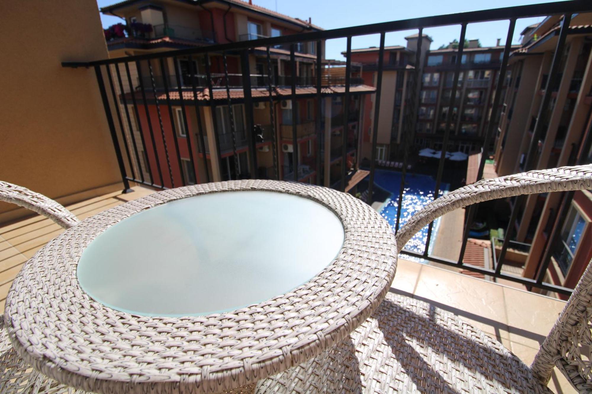 Sunny View Central - Menada Apartments Sunny Beach Kamer foto